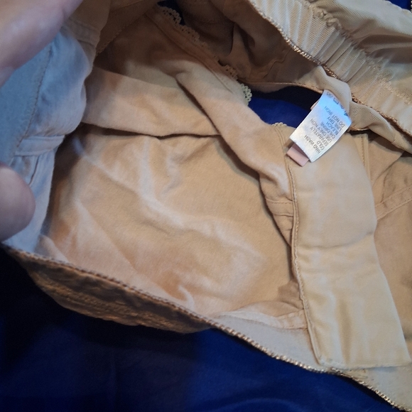 👙Comfortview Cream Floral Lace Bra - Picture 8 of 10